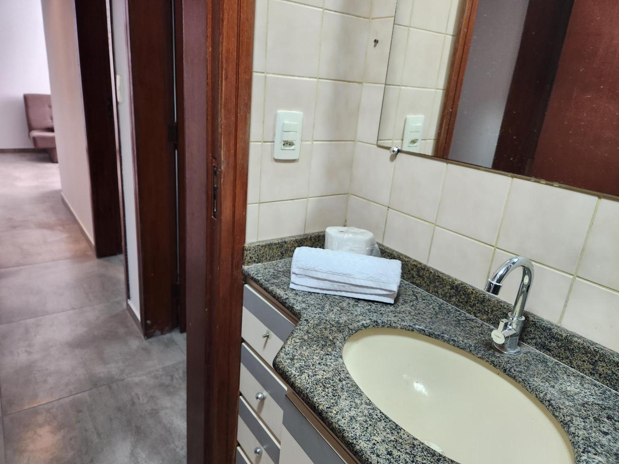 Apartment 305 - Apto 2 Quartos Com Garagem Privativa